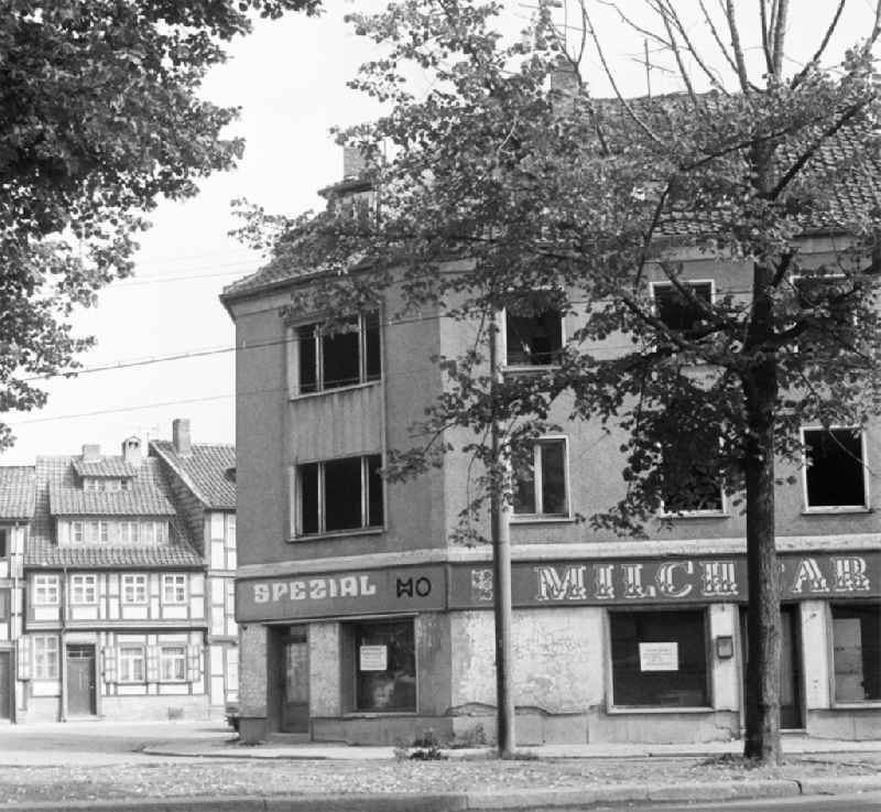 Ruins of the rest of the facade and roof construction of an apartment building Johannesbrunnen - Bei den Spritzen in Halberstadt in the state Saxony-Anhalt on the territory of the former GDR, German Democratic Republic