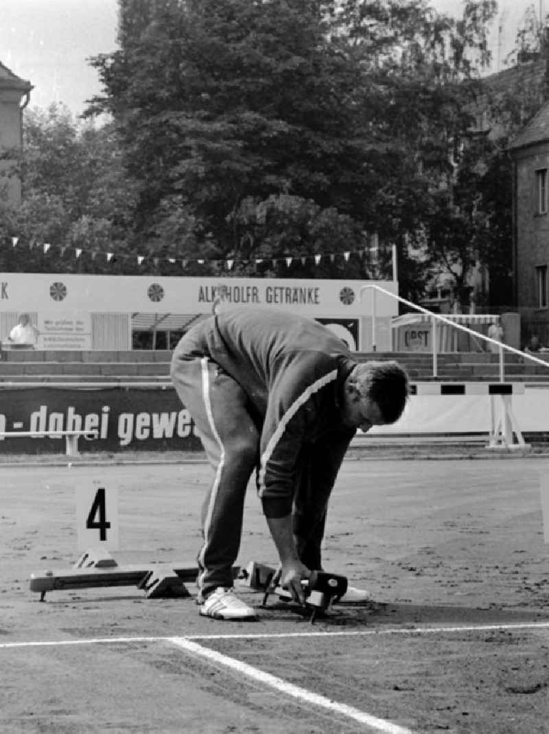 27.-30.07.1967
XX. Leichtathletik Meisterschaft Halle
Max Klauß, Einh. Dresden, Start zum 100m Lauf (1