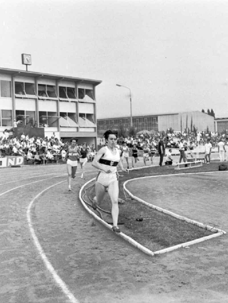 27.-30.07.1967
XX. Leichtathletik Meisterschaft Halle
Waltraud Pöhlitz (1