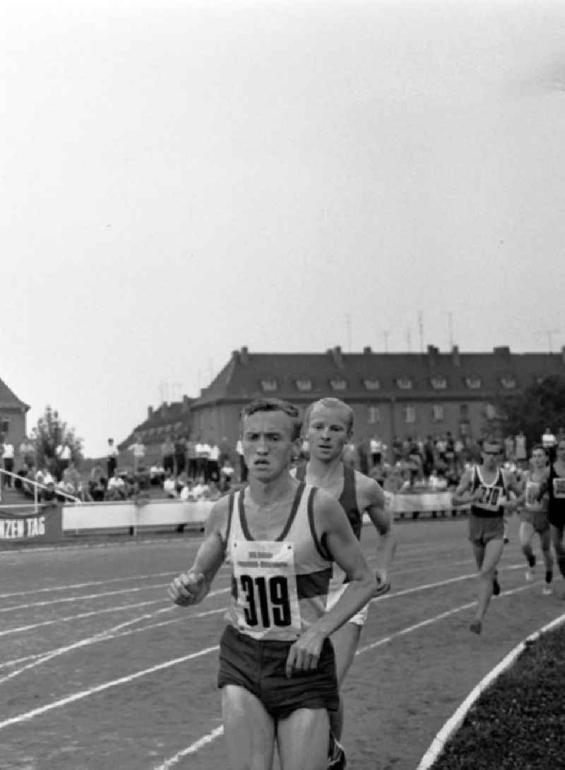 27.-30.07.1967
XX. Leichtathletik Meisterschaft Halle
400m, 1.Max Klauß (1