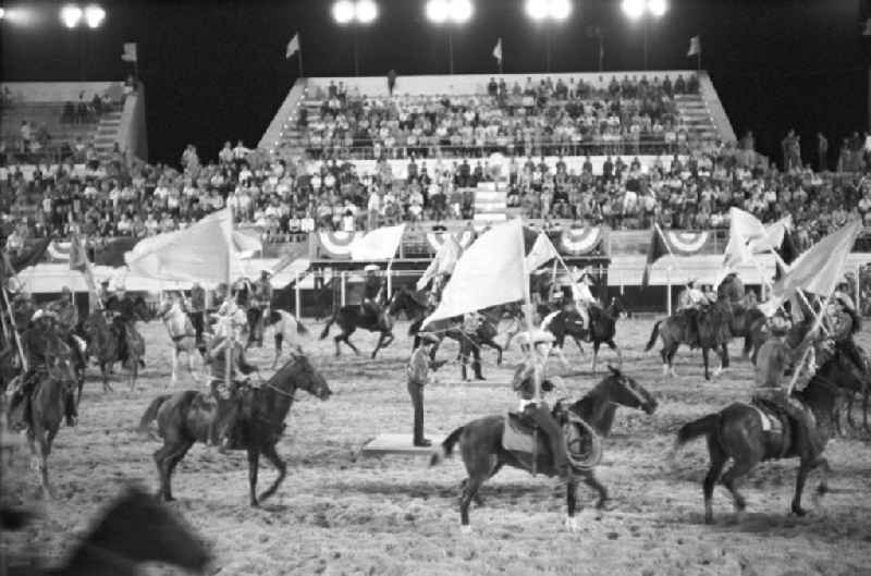 In der Nationalen Rodeo-Arena in Havanna werden regelmäßig Reitwettbewerbe, Clownsaufführungen und Bullen-Zureiten präsentiert.