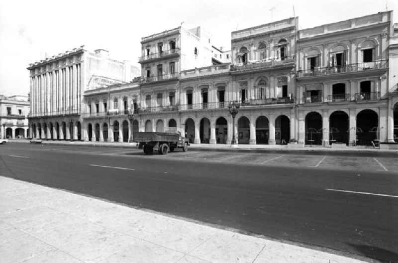 Blick auf die historische Altstadt von Havanna.