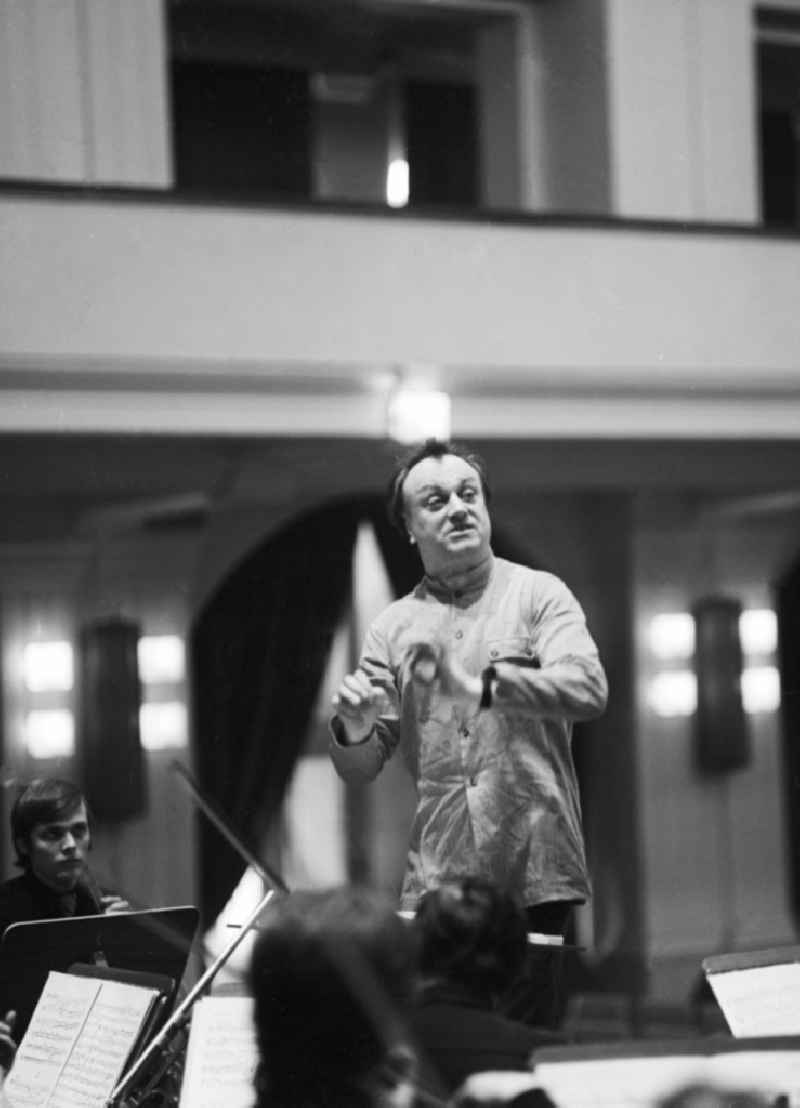 Conductor / Gewandhaus Music Director Kurt Masur (1927 - 2