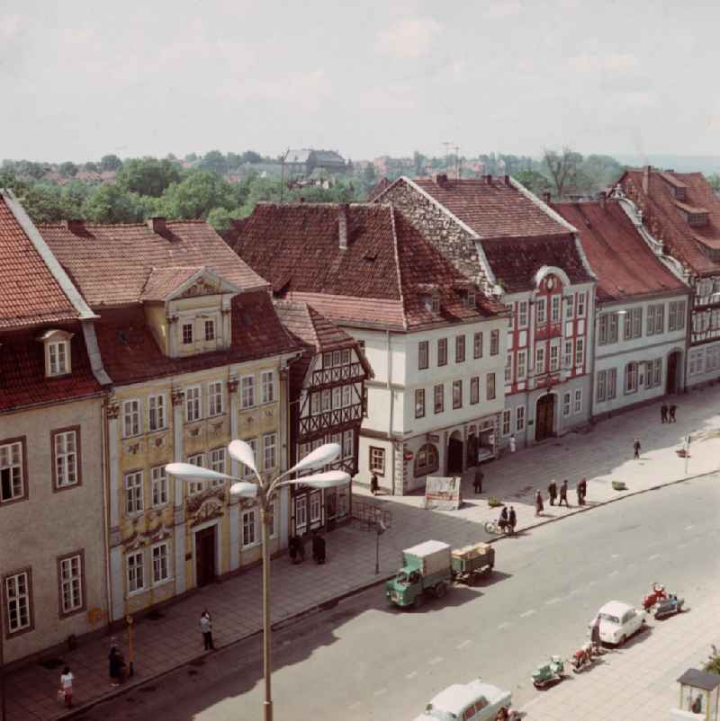 Blick auf historische Bürgerhäuser am Untermarkt in Mühlhausen.