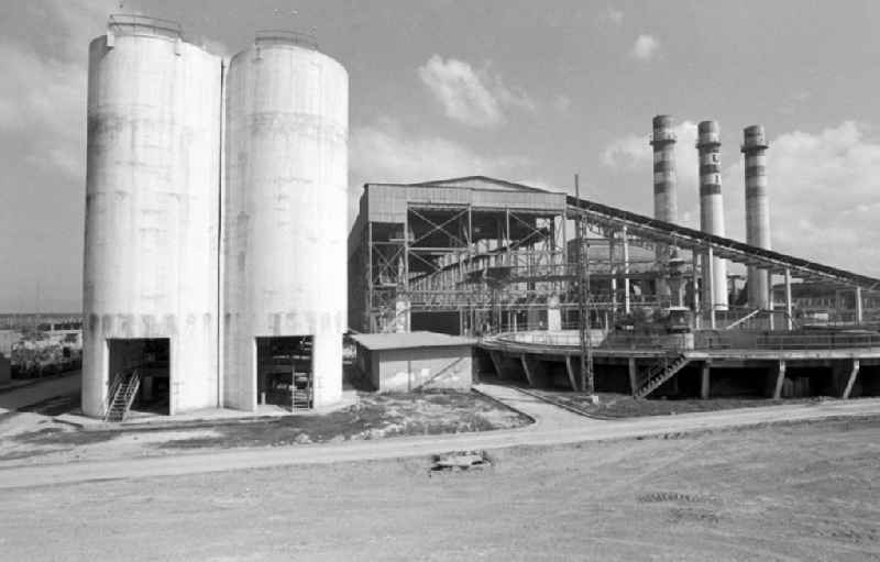 Blick auf die Zementfabrik in Nuevitas. In den 60er und 7