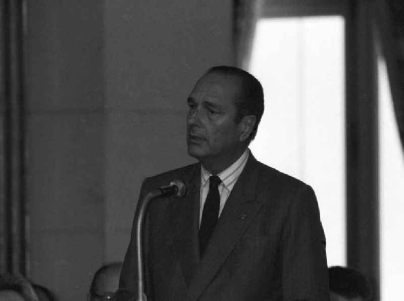 Jacques Chirac, Bürgermeister Paris, hält eine Rede im Rathaus in Paris.