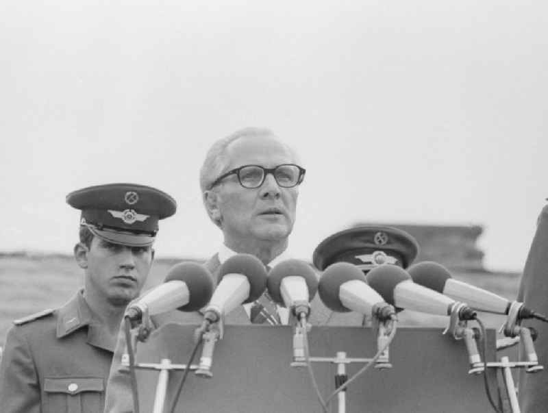 Erich Honecker (1924 - 1994) to visit the fighter wings 9 (JG-9) that bore the honorary title of Heinrich Rau and was a flying unit in regimental strength of the NVA air force in Peenemuende in Western Pomerania on the territory of the former German Democratic Republic, German Democratic Republic