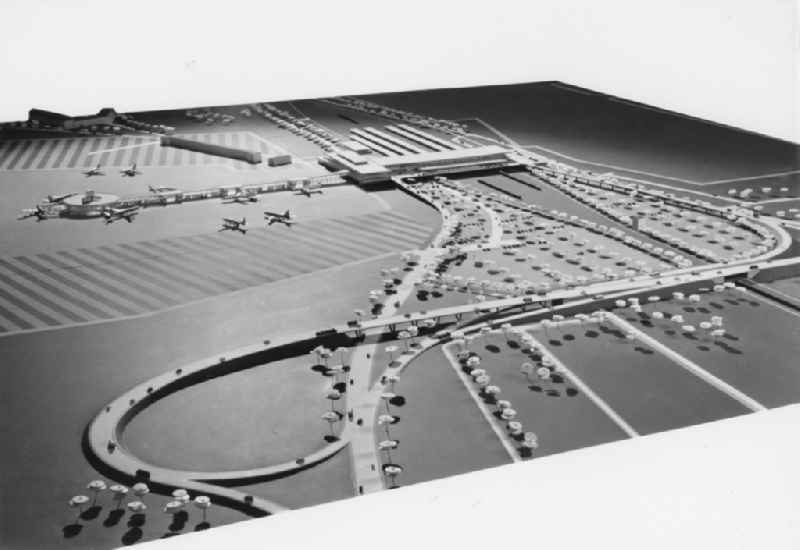 Model for the transformation of the Central Airport Berlin - Schoenefeld in Brandenburg