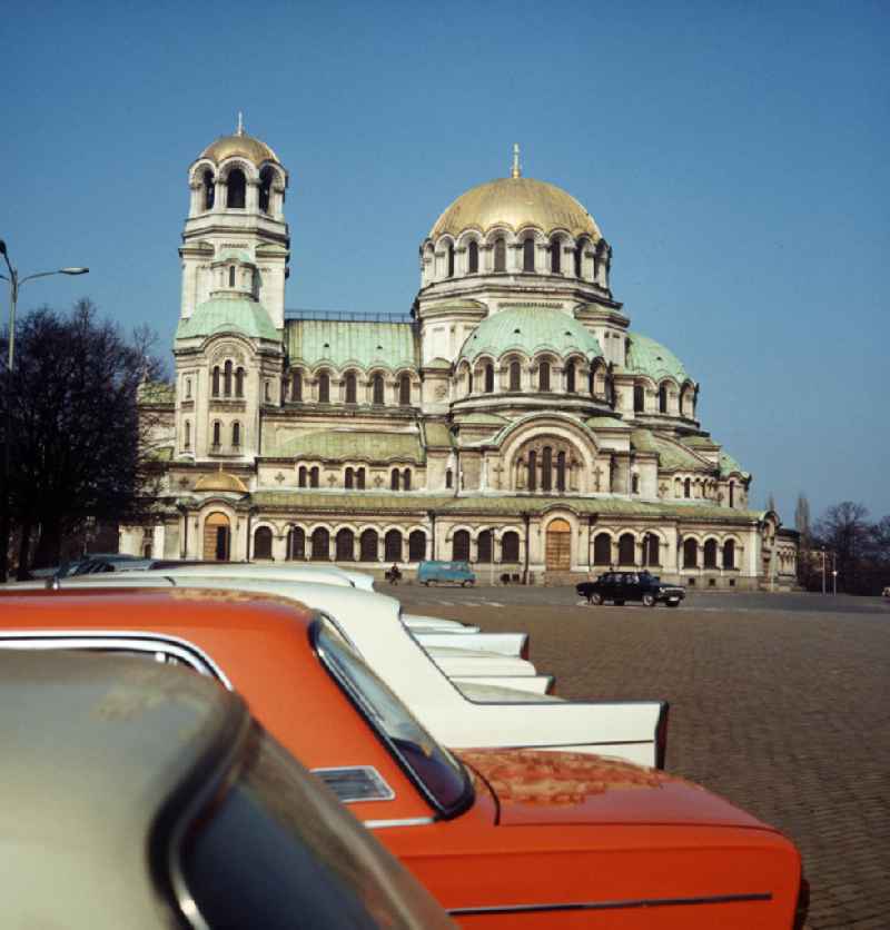 Blick auf die Alexander-Newski-Kathedrale, eines der Wahrzeichen der bulgarischen Hauptstadt Sofia.