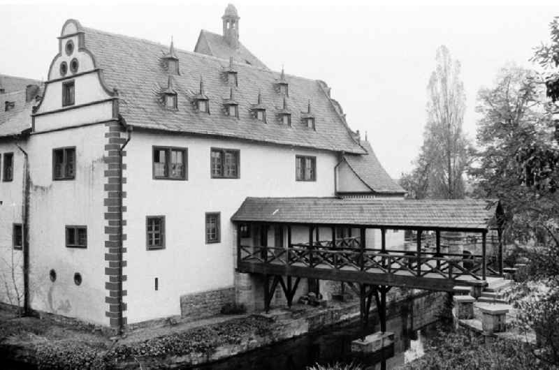 unbekannt
Schloss Kochberg- Aussenansichten
09.11.9