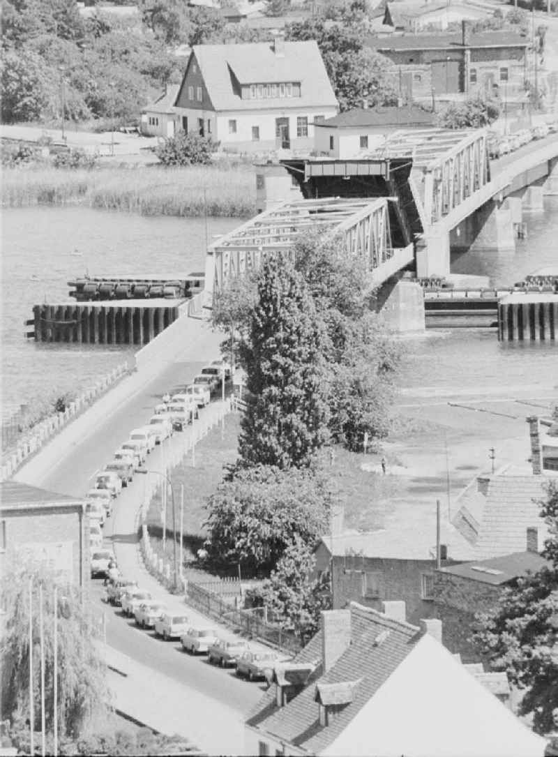 Wolgaster Brücke vom Kirchenturm aus.
199